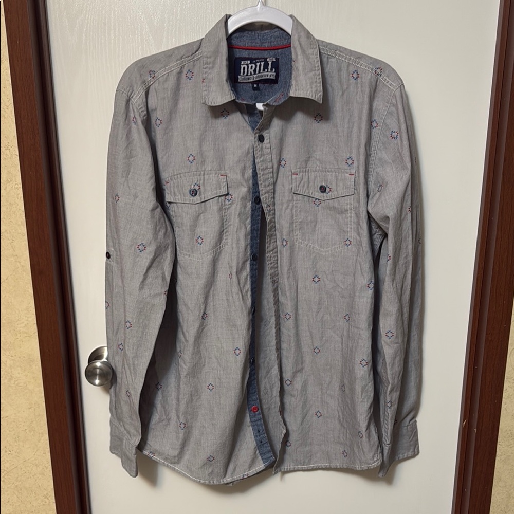 Drill Gray Button-Up Shirt with Pattern Size M